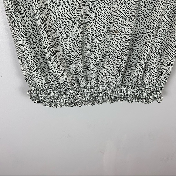 Adrianna Papell Black and White Ruffled Flutter Sleeve Blouse Size M - Picture 5 of 9